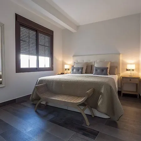 Canete Medica House